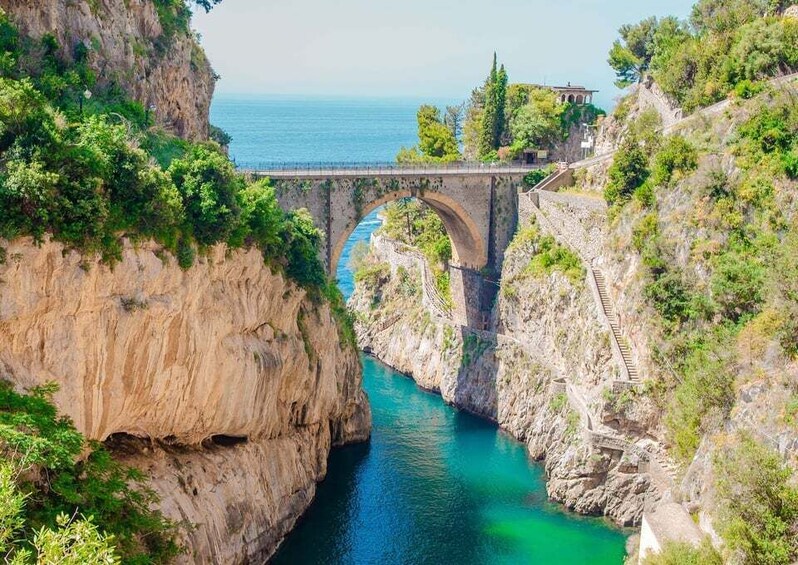 Picture 2 for Activity Amalfi: Amalfi Coast Sunset Small-Group Boat Tour