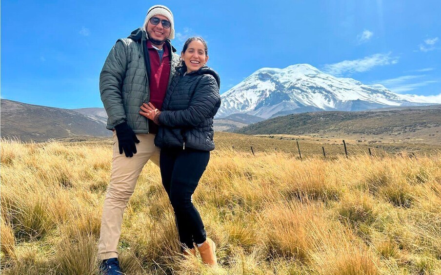 Riobamba: Chimborazo volcano private hiking tour