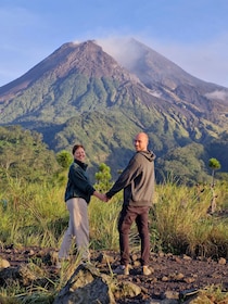 Yogyakarta: Sunrise Mt.Merapi Lava Tour by Jeep