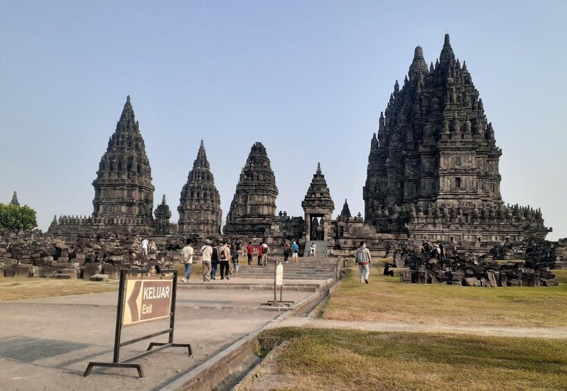 Sunset at Prambanan Temple & Ramayana Ballet Performance