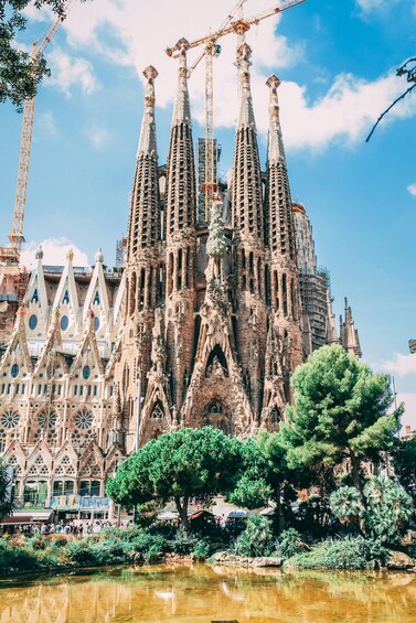 Picture 3 for Activity Segway Tour: Gaudi Highlights