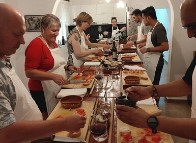 Tirana: Corso di cucina tradizionale con vino fatto in casa