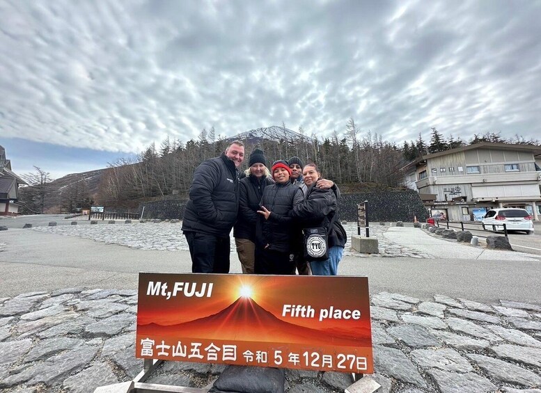 Mt Fuji : Highlight tour and unforgettable experience