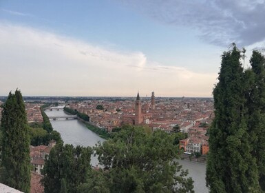 Verona: Night Walking Tour