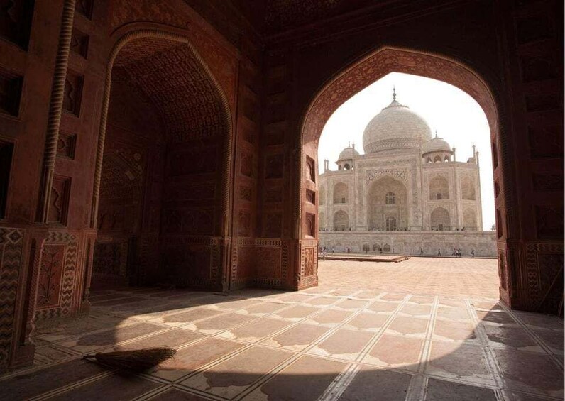 Picture 4 for Activity Agra: Complete Taj Mahal Skip-the-line ticket & Guided Tour