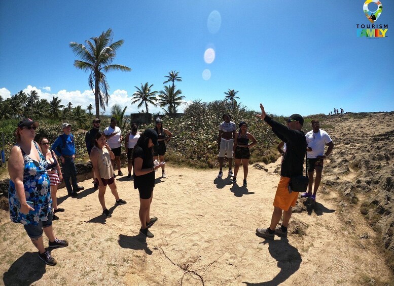 Picture 2 for Activity From San Juan: Cueva del Indio Guided Hiking Tour