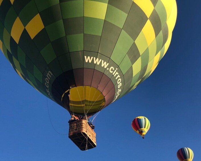 Picture 3 for Activity Segovia: Hot Air Balloon Ride with Picnic and Activity Video