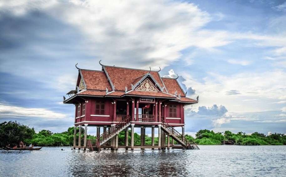 Picture 11 for Activity Siem Reap: Floating Village and Sunset Private Boat Tour