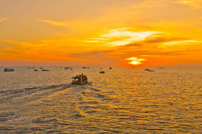 Picture 8 for Activity Siem Reap: Floating Village and Sunset Private Boat Tour