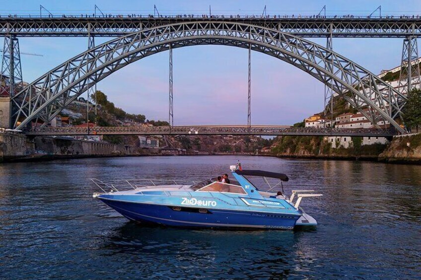 Porto: Private Yacht Tour with Tastings (1-10 People)