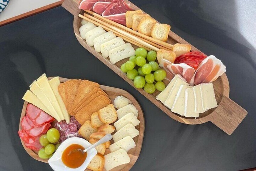 Charcuterie/Cheese Board