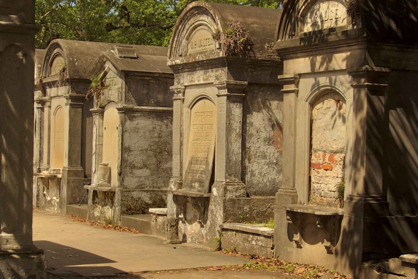 Picture 2 for Activity Self Guided Audio Ghost Tour in New Orleans in 6 Languages