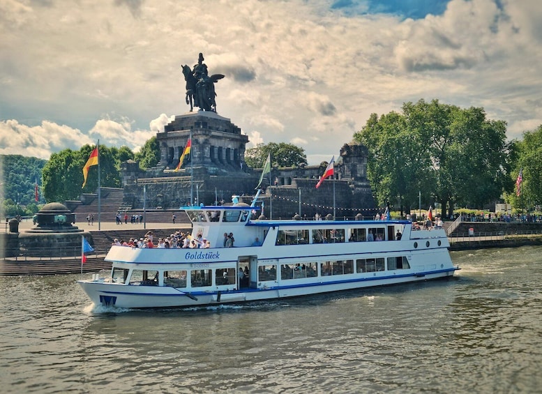 2-River Day-trip by boat to Koblenz and return from Alken