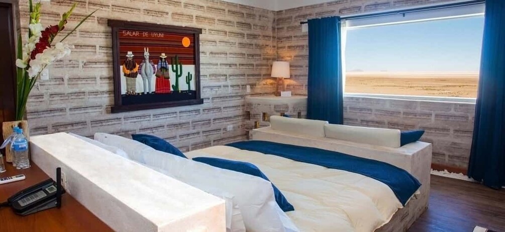 Picture 1 for Activity Uyuni: Night of Stars + 4 Star Salt Hotel | Private |