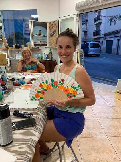 Picture 1 for Activity Mallorca/Porto Cristo: Design your own Spanish hand fan