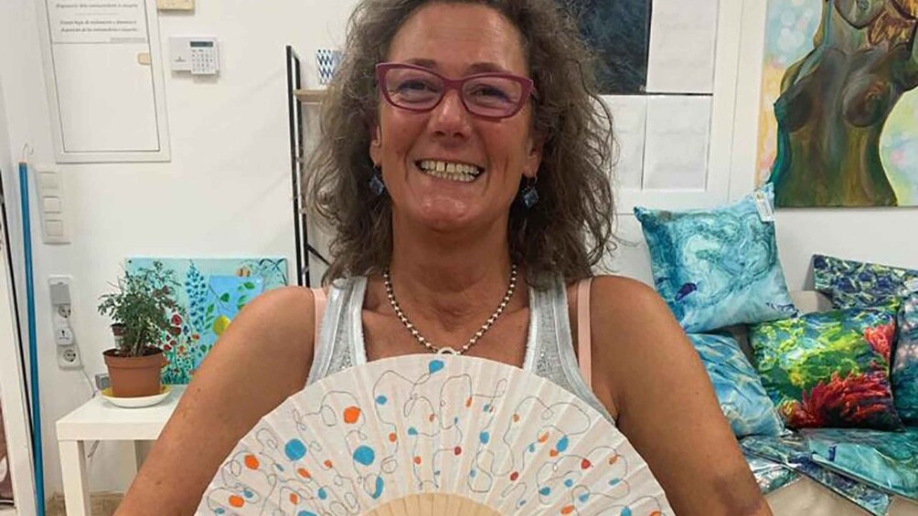 Picture 9 for Activity Mallorca/Porto Cristo: Design your own Spanish hand fan