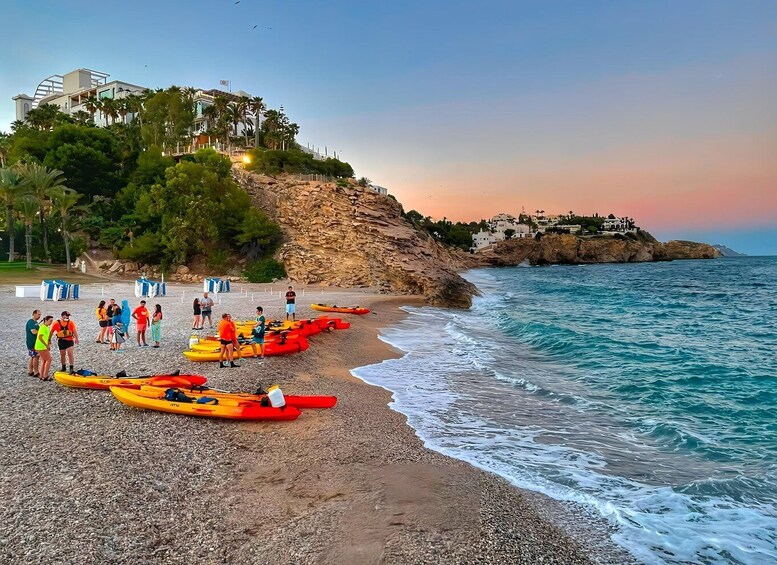 Picture 1 for Activity Villajoyosa: Moonlight kayaking and dinner under the stars