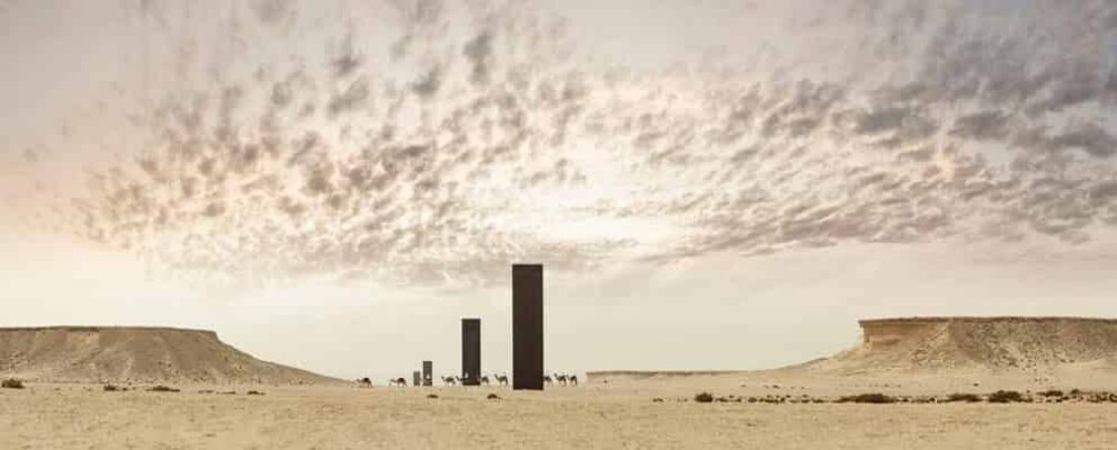 Doha: West Qatar Richard Serra Sculpture, Mushroom Rock Tour