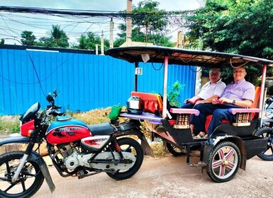 Angkor Wat Sunrise Tuk Tuk Tour & Breakfast