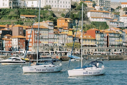 Porto: Charming Sailboat Cruise with Port Wine,Sunset Option