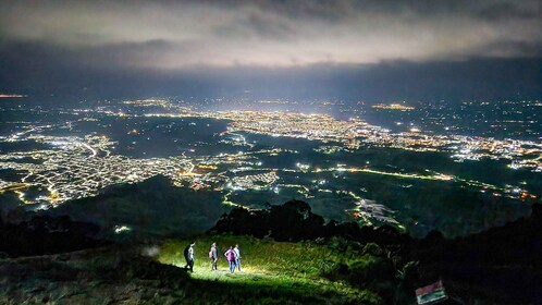 Calarca: Night walk in the mountains from Salento