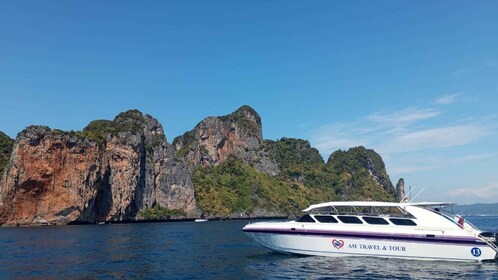 Phuket : Affrètement d'un hors-bord privé vers l'île de James Bond