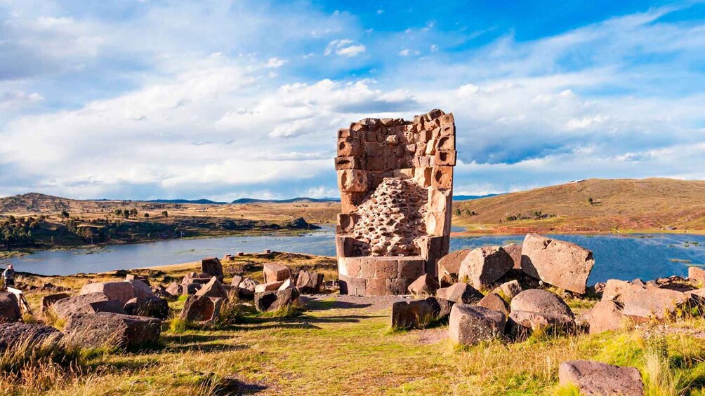 Picture 1 for Activity Tour to the Chullpas of Sillustani