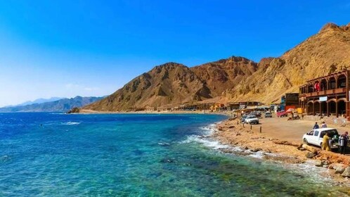 Depuis Sharm : Privé excursion à Dahab Canyon, ATV, Chameau et Déjeuner