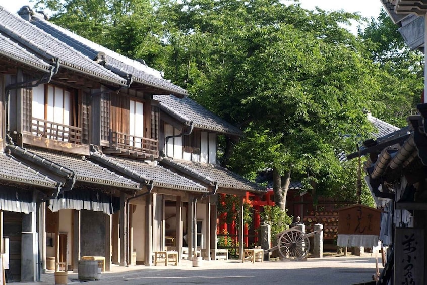 Picture 3 for Activity We'll take you to Iga Uneno, the birthplace of Matsuo Basho.