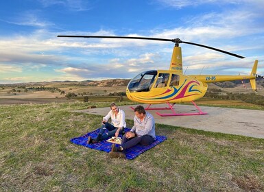 Lyndoch: Vuelo en helicóptero por el valle de Barossa y picnic romántico