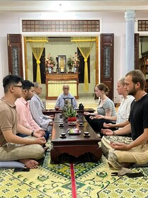 Hue Retreat: Hue: Tee ja meditaatio kasvisruokailun kanssa