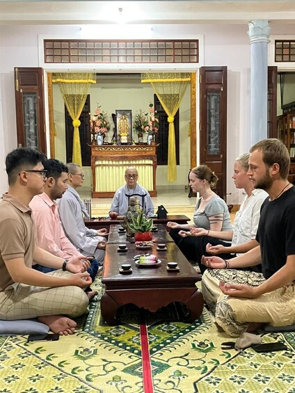 Hue Retreat: Tea and Meditation with Vegetarian Meal