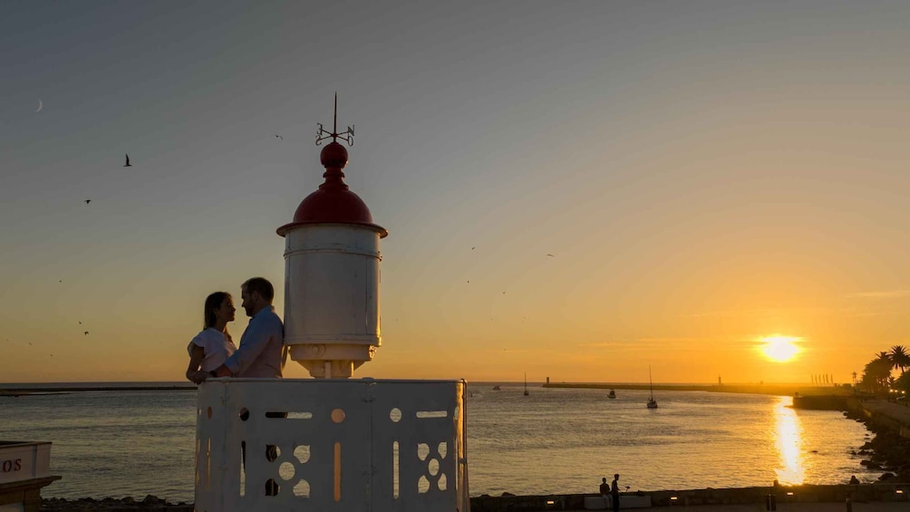 Picture 2 for Activity Porto: Couple Photo session in Foz Velha