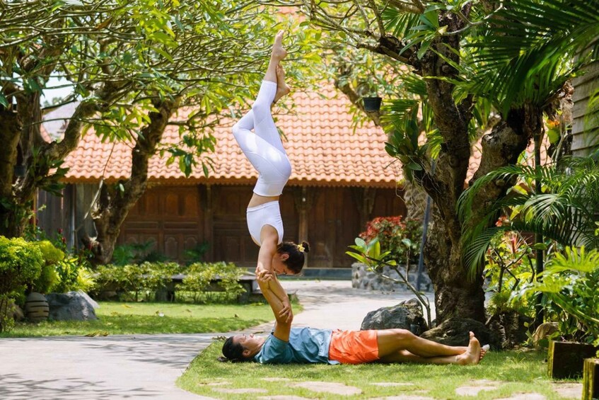 Picture 3 for Activity Acroyoga Class