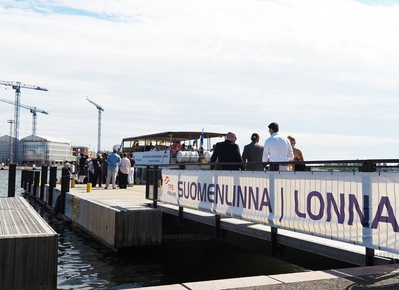Picture 8 for Activity From Helsinki: Round-Trip Ferry Ticket to Suomenlinna