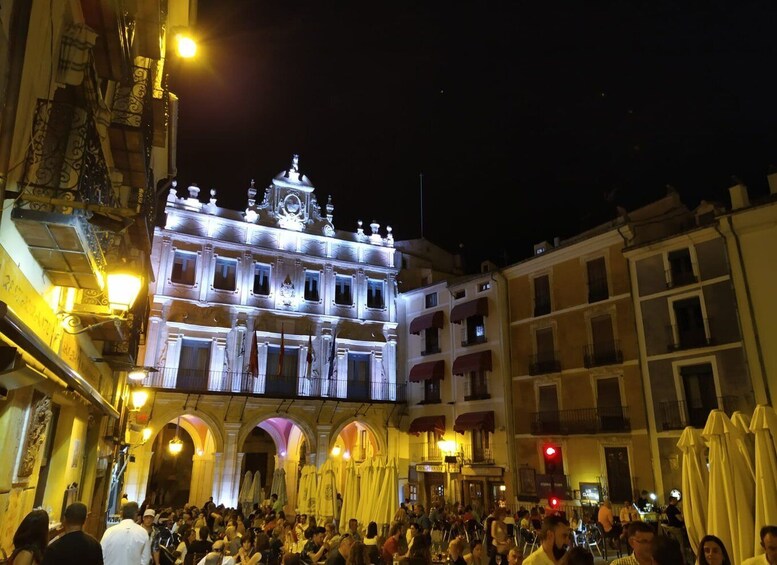 Picture 1 for Activity Cuenca: Private Walking Tour of Medieval Cuenca