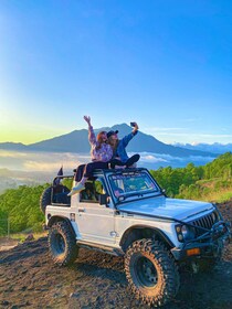 Bali: Mount Batur Sunrise Combo Jeep and Trekking Option