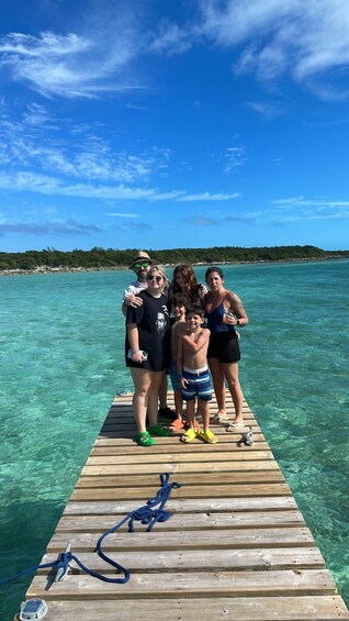 Picture 17 for Activity Nassau: 3 Islands Tour, Snorkel, Pig Beach, Turtles & Lunch