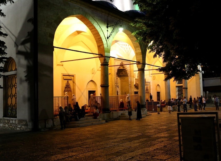 Picture 3 for Activity Sarajevo: Nighttime City Highlights Walking Tour
