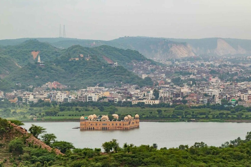 Picture 2 for Activity Jaipur : Fully Guided City Tour With Experienced Guide