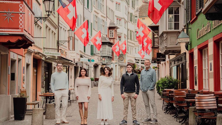 Picture 2 for Activity Zurich: Professional Photoshoot at the Best Spots