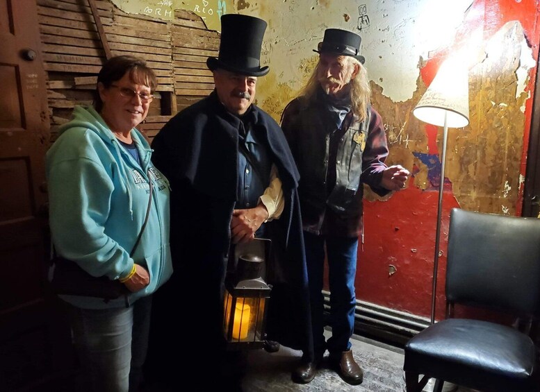 Picture 3 for Activity Memphis: Drinking Spirits with Spirits Haunted Pub Crawl