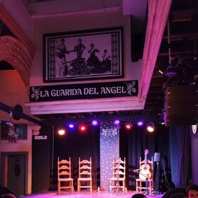 Cádiz: Live Flamenco Show at La Guarida del Angel