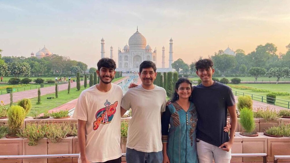Picture 1 for Activity From Delhi: Agra and Jaipur Golden Triangle 2-Day Tour