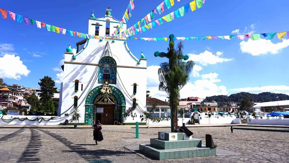 Picture 3 for Activity San Cristobal: Zinacantan and San Juan Chamula Tour