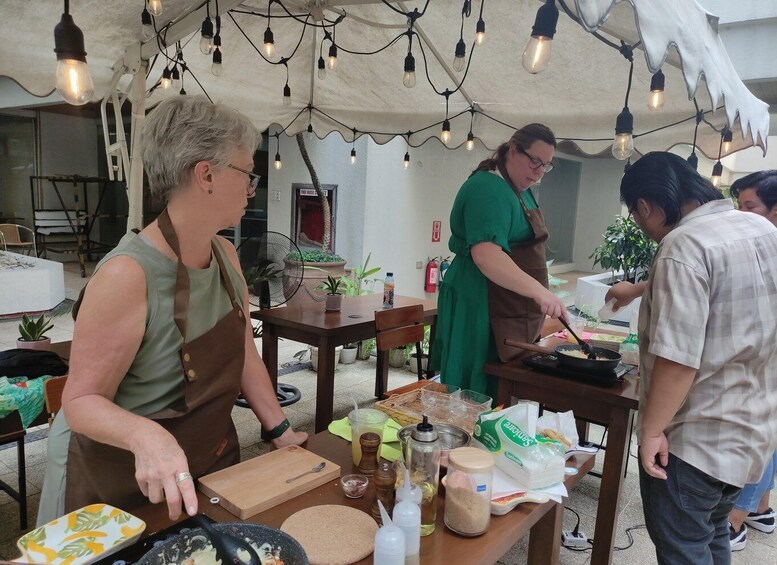 Picture 6 for Activity Hands on Manila Cooking Class: Filipino Snacks