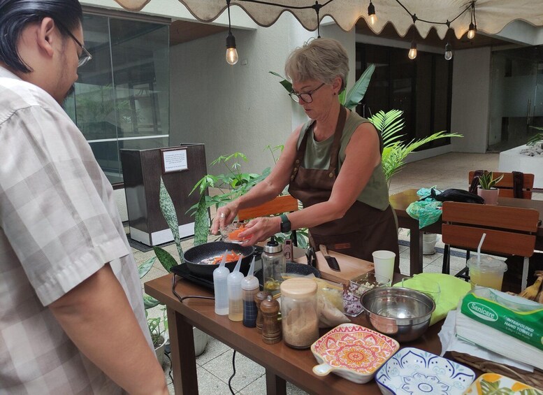 Picture 4 for Activity Hands on Manila Cooking Class: Filipino Snacks