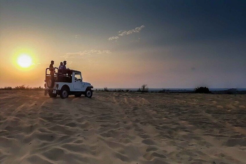 Picture 2 for Activity From Jodhpur: Thar Desert Jeep and Camel Safari with Lunch