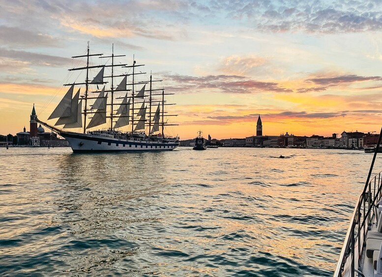 Picture 4 for Activity Venice: Catamaran Sunset Jazz Cruise with Aperitivo