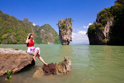 From Phuket: James Bond and Phang Nga Bay Tour by Speedboat
